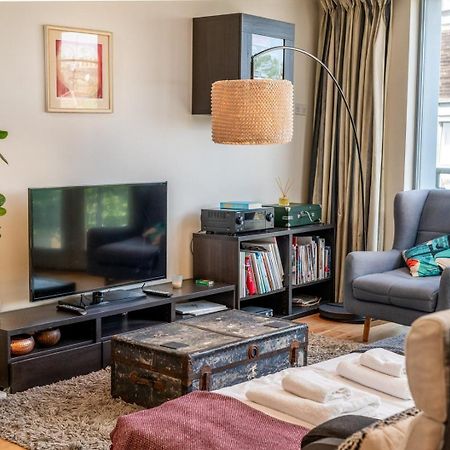 Bright & Spacious Battersea Flat Londres Exterior foto