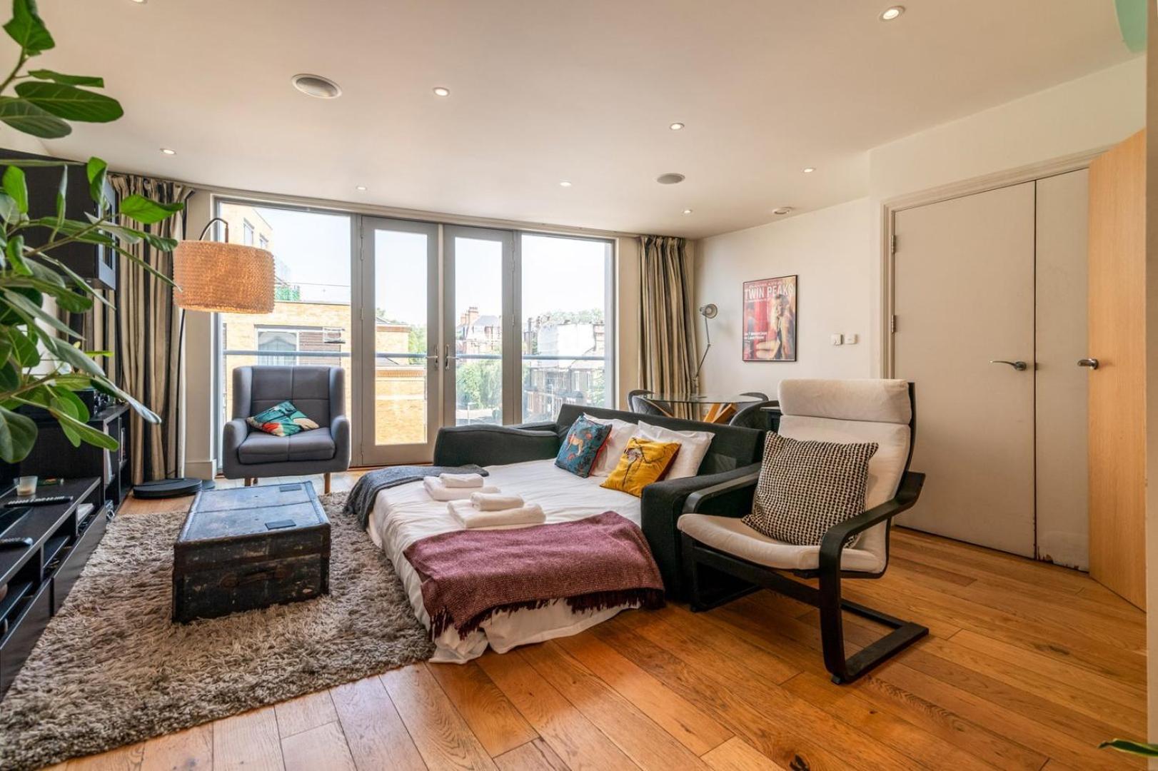Bright & Spacious Battersea Flat Londres Exterior foto